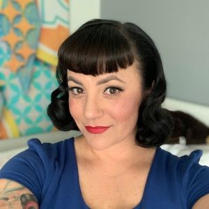 Meet your Posher, Karla